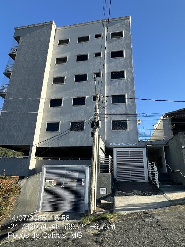 Apartamento, 142.32 de área total, 73.82 de área privativa, 0.00 de área do terreno,  2 qt em Poços de Caldas/MG