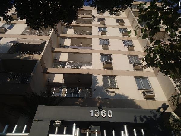 Apartamento, 61.00 de área total, 61.00 de área privativa, 0.00 de área do terreno,  2 qto em Rio de Janeiro/RJ