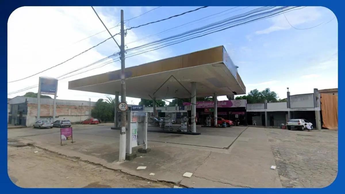 LOTE COM POSTO DE GASOLINA - Lotes 06, 07, 08 e 09 da Quadra 10, Loteamento Bralanda, Aven em Nanuque/MG
