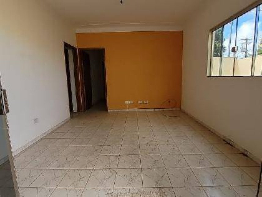 Casa à venda em leilão - Rua Jaguariuna, 279 - Vila Cidade Morena - Campo Grande / MS em Campo Grande/MS - foto 4