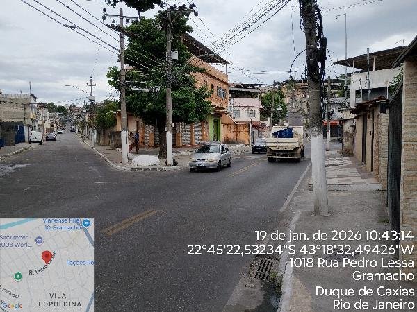 Apartamento, 71.22 de área total, 54.50 de área privativa, 0.00 de área do terreno,  2 qto em Duque de Caxias/RJ