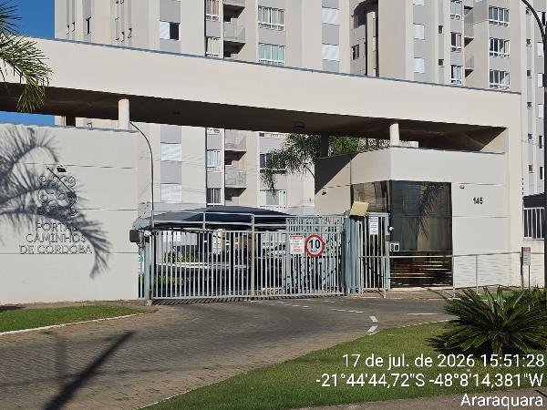Apartamento, 105.01 de área total, 47.85 de área privativa, 0.00 de área do terreno,  2 qt em Araraquara/SP