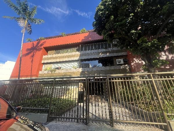 Apartamento, 360.00 de área total, 360.00 de área privativa, 0.00 de área do terreno,  5 q em Rio de Janeiro/RJ