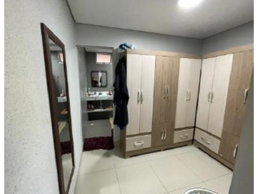 Casa à venda em leilão - QS 06, s/n - Conjunto 05, Lote 27 - Riacho Fundo II - Brasília / em Brasília/DF - foto 9