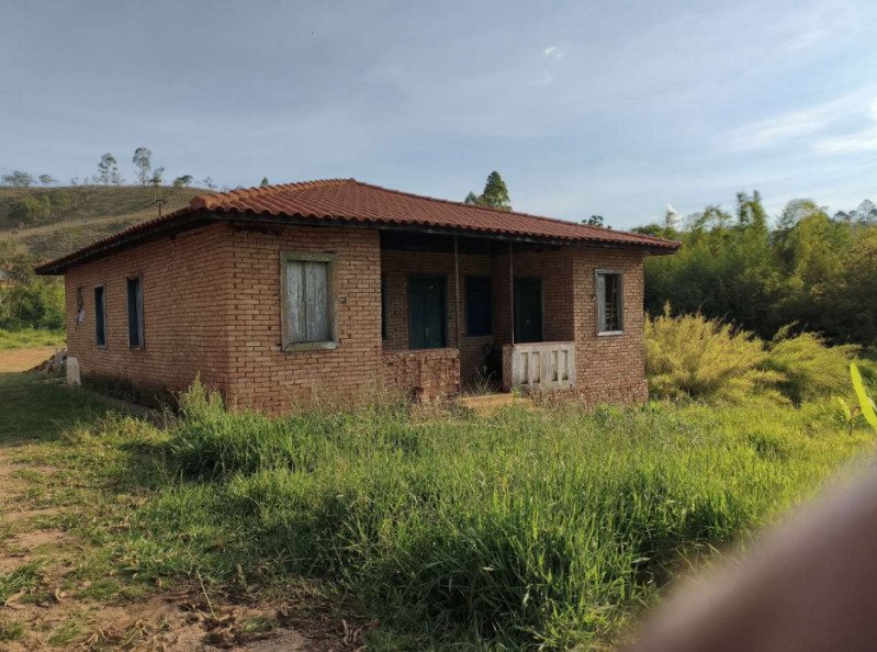 FAZENDA HAVAÍ COM ÁREA DE 33,7590 HA, COM GALPÃO E ESCR.. em Cristiano Otoni/MG - foto 15