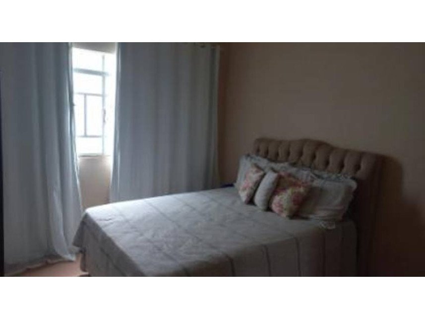 Casa à venda em leilão - Rua Maria Ortega Arrabal, 173 - Fundos - Ministro Sá Tinoco - Lot em Itaperuna/RJ - foto 7