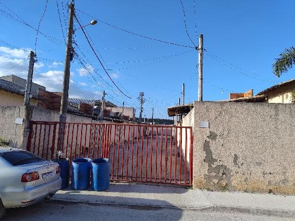 Casa, 52.80 de área total, 41.70 de área privativa, 113.00 de área do terreno,  2 qto(s), em Belford Roxo/RJ