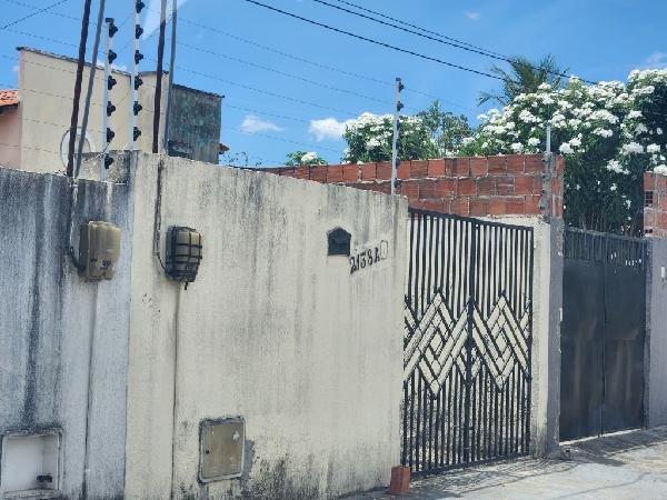 Casa, 0.00 de área total, 63.53 de área privativa, 198.00 de área do terreno. em Horizonte/CE - foto 1