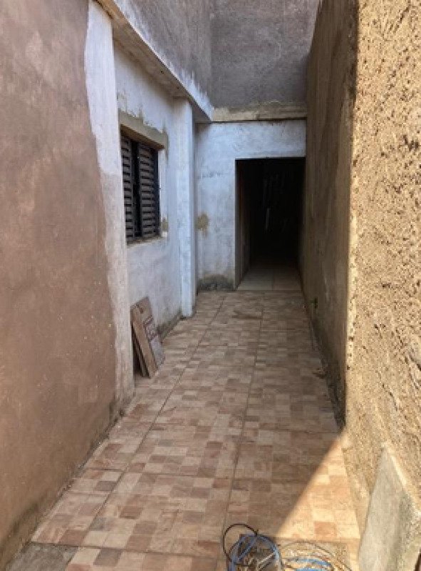 PRÉDIO COM CONSTRUÇÃO INACABADA EM PATOS DE MINAS/MG em Patos de Minas/MG - foto 10