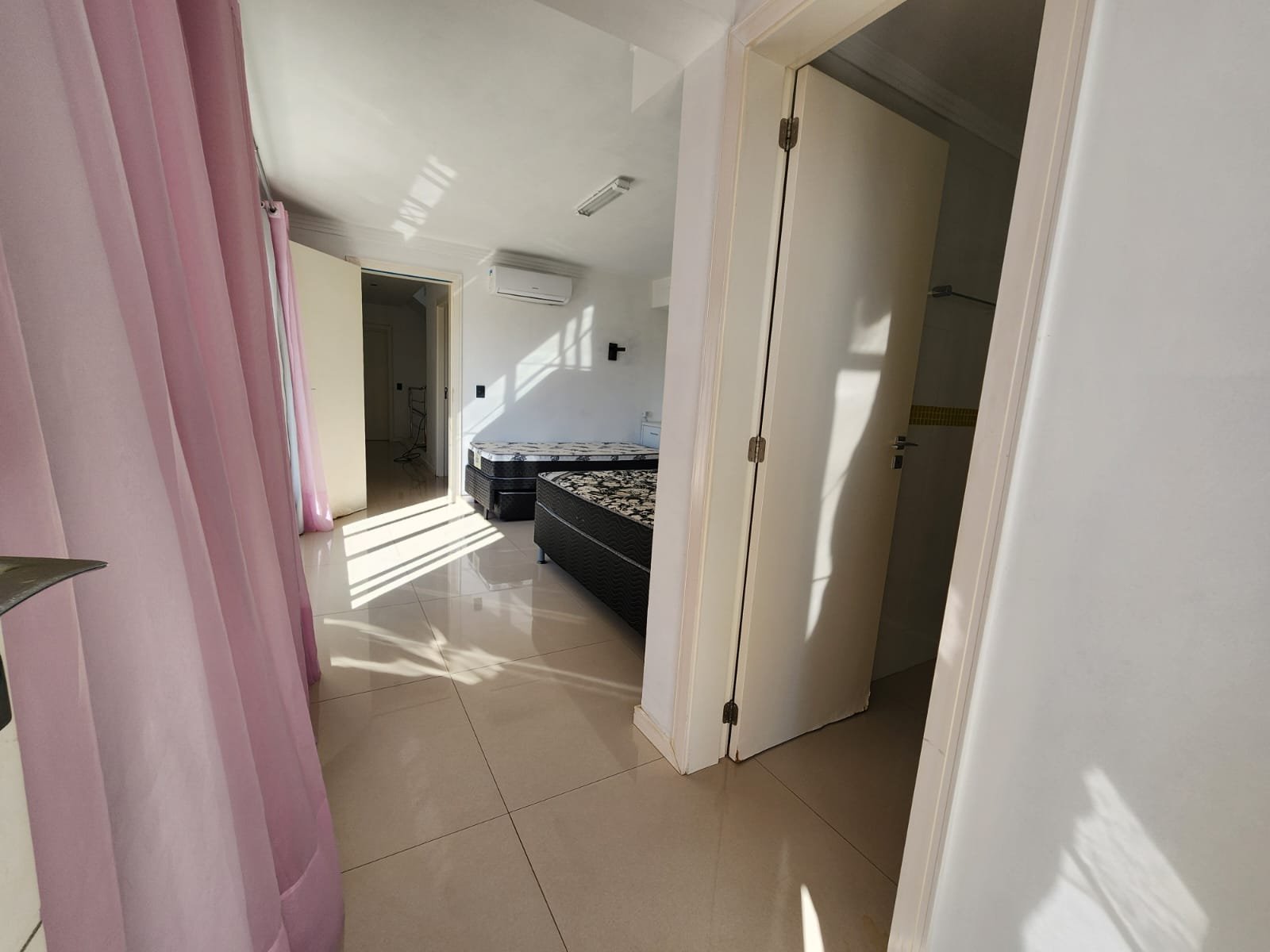 UM IMOVEL URBANO RESIDENCIAL AREA CONTRUIDA 400,38 m² NO BAIRRO VILA REAL BALNEÁRIO CAMBOR em Balneário Camboriú/SC - foto 44