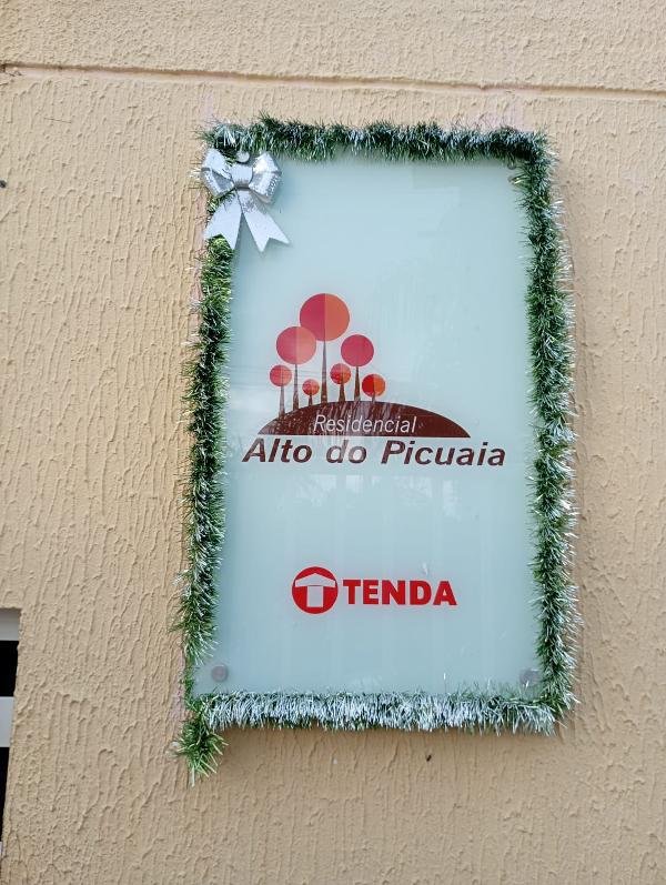 Apartamento, 99.25 de área total, 40.53 de área privativa, 0.00 de área do terreno,  2 qto em Lauro de Freitas/BA