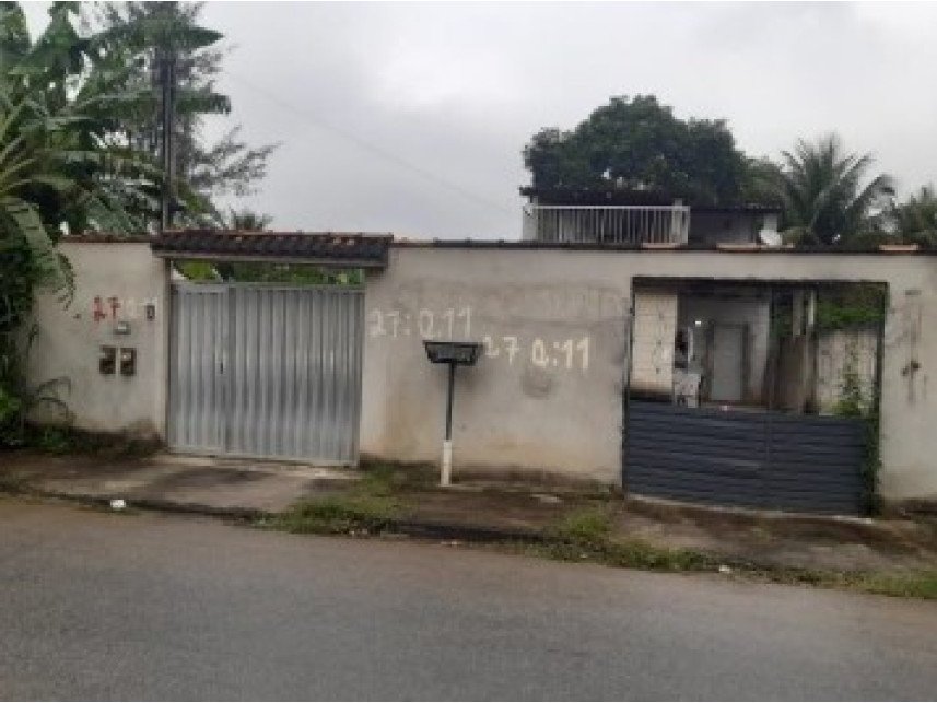 Casa à venda em leilão - Rua Magnólia, s/n - Parque Primavera - Itaguaí / RJ em Itaguaí/RJ