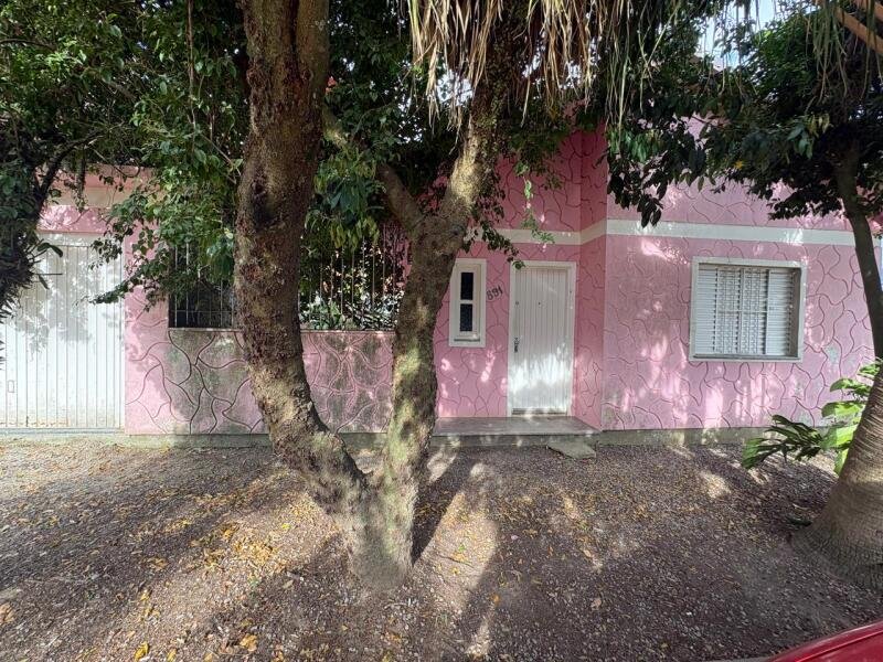 Imóvel à Rua Santa Cruz na cidade de São Lourenço do Sul em São Lourenço do Sul/RS - foto 1