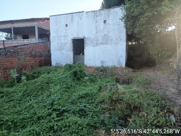 Casa, 45.00 de área total, 45.00 de área privativa, 250.00 de área do terreno,  2 qto(s), em Teresina/PI
