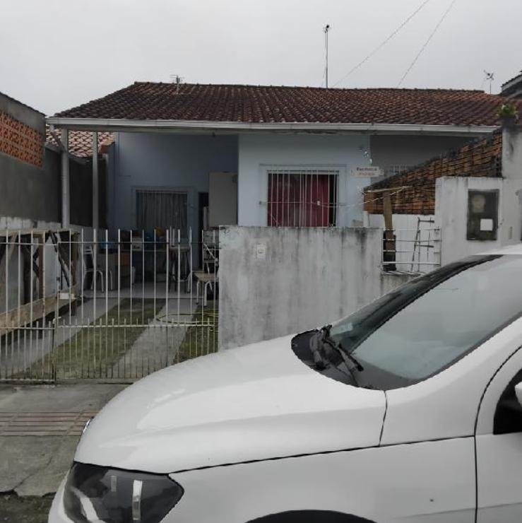 Casa - 53,4m² de área privativa, 100,03m² de área do terreno, com vaga de garagem - SAO JO em São José/SC