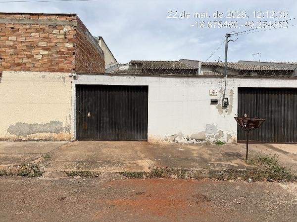 Casa, 95.61 de área total, 95.61 de área privativa, 180.00 de área do terreno,  3 qto(s), em Hidrolândia/GO