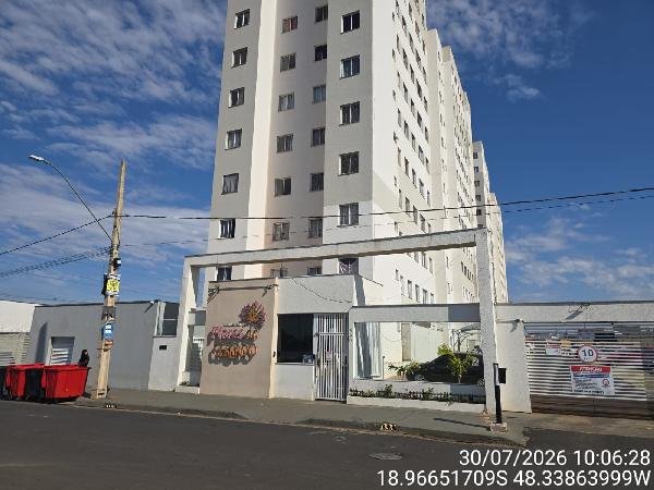 Apartamento, 57.33 de área total, 44.61 de área privativa, 0.00 de área do terreno,  2 qto em Uberlândia/MG