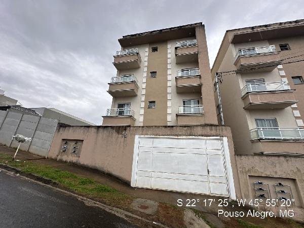 Apartamento, 87.67 de área total, 53.44 de área privativa, 0.00 de área do terreno,  2 qto em Pouso Alegre/MG