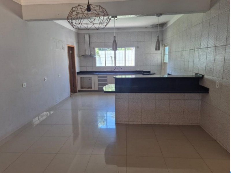Casa, Residencial, Quadra N, 4 dormitório(s), 1 vaga(s) de garagem em Aparecida do Taboado/MS - foto 14