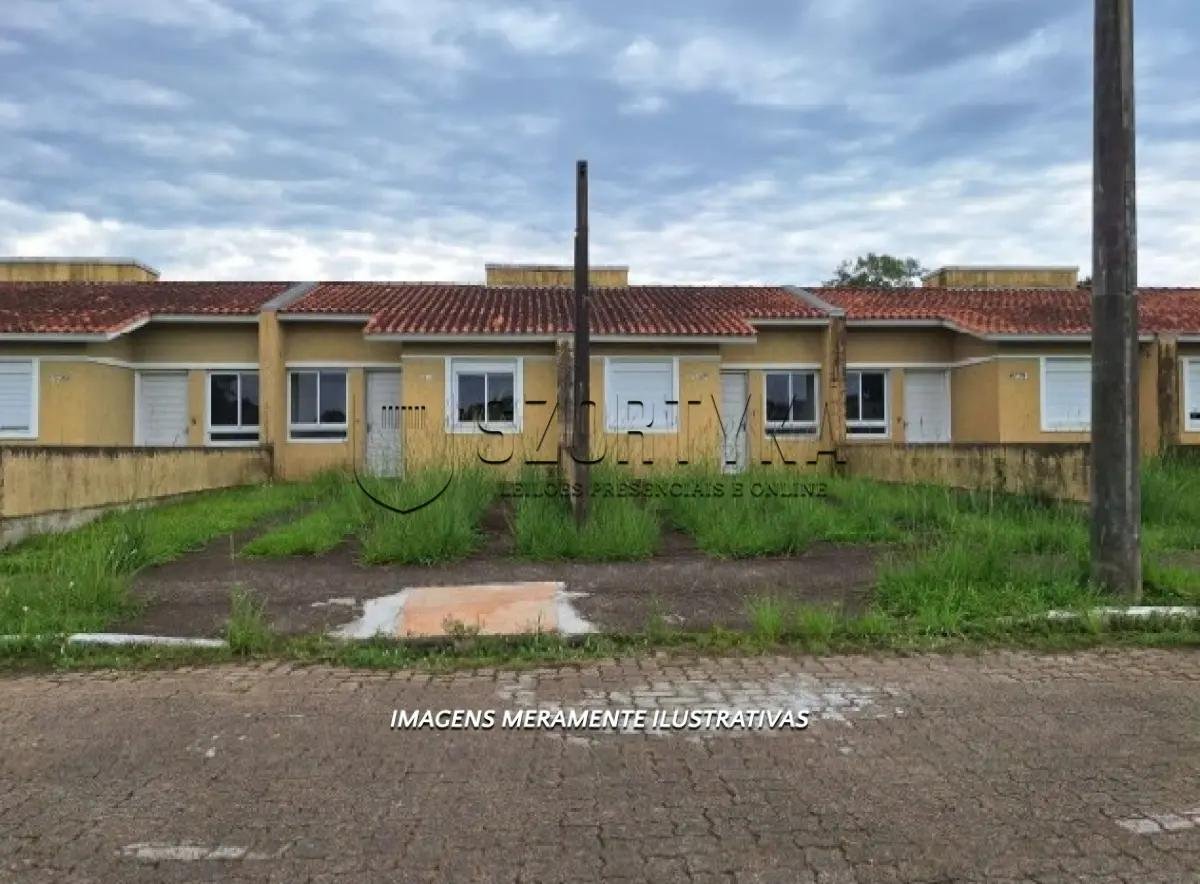 CASA Nº 411 (A e B) em Esteio/RS