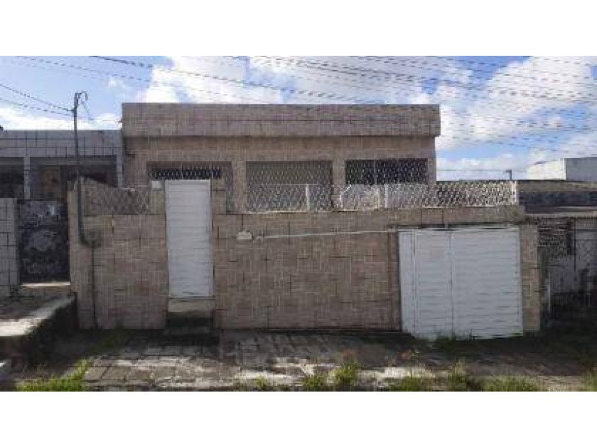 Casa à venda em leilão - Rua 41, 16 - Lote 3, Quadra 123 - Jardim Paulista - Paulista / PE em Paulista/PE
