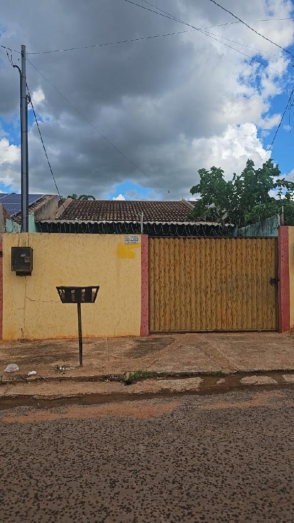 Casa, 80.71 de área total, 50.40 de área privativa, 180.00 de área do terreno,  2 qto(s), em Várzea Grande/MT - foto 1