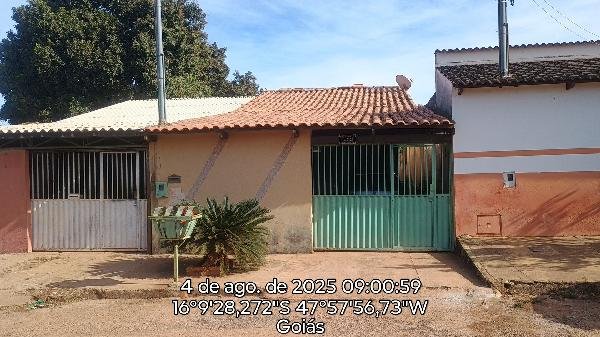 Casa, 140.91 de área total, 55.91 de área privativa, 360.00 de área do terreno,  2 qto(s), em Luziânia/GO