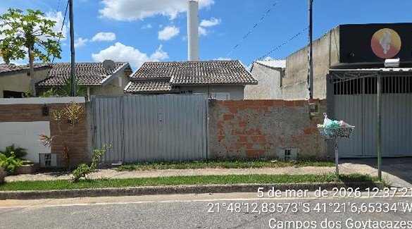 Prédio, 0.00 de área total, 51.40 de área privativa, 140.00 de área do terreno. em Campos dos Goytacazes/RJ