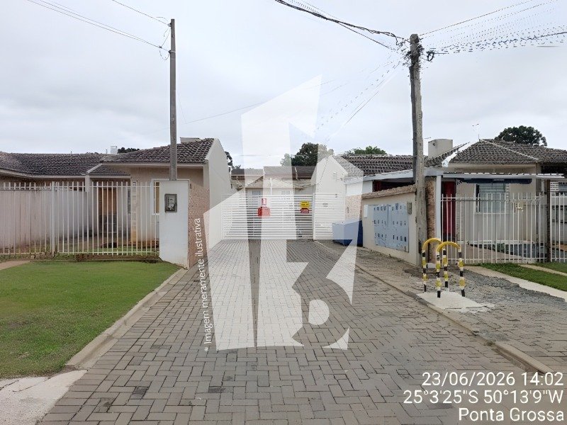 PONTA GROSSA/PR - CASA em Ponta Grossa/PR