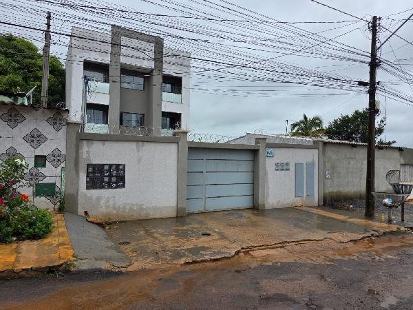 Apartamento, 79.13 de área total, 63.17 de área privativa, 0.00 de área do terreno,  2 qto em Luziânia/GO