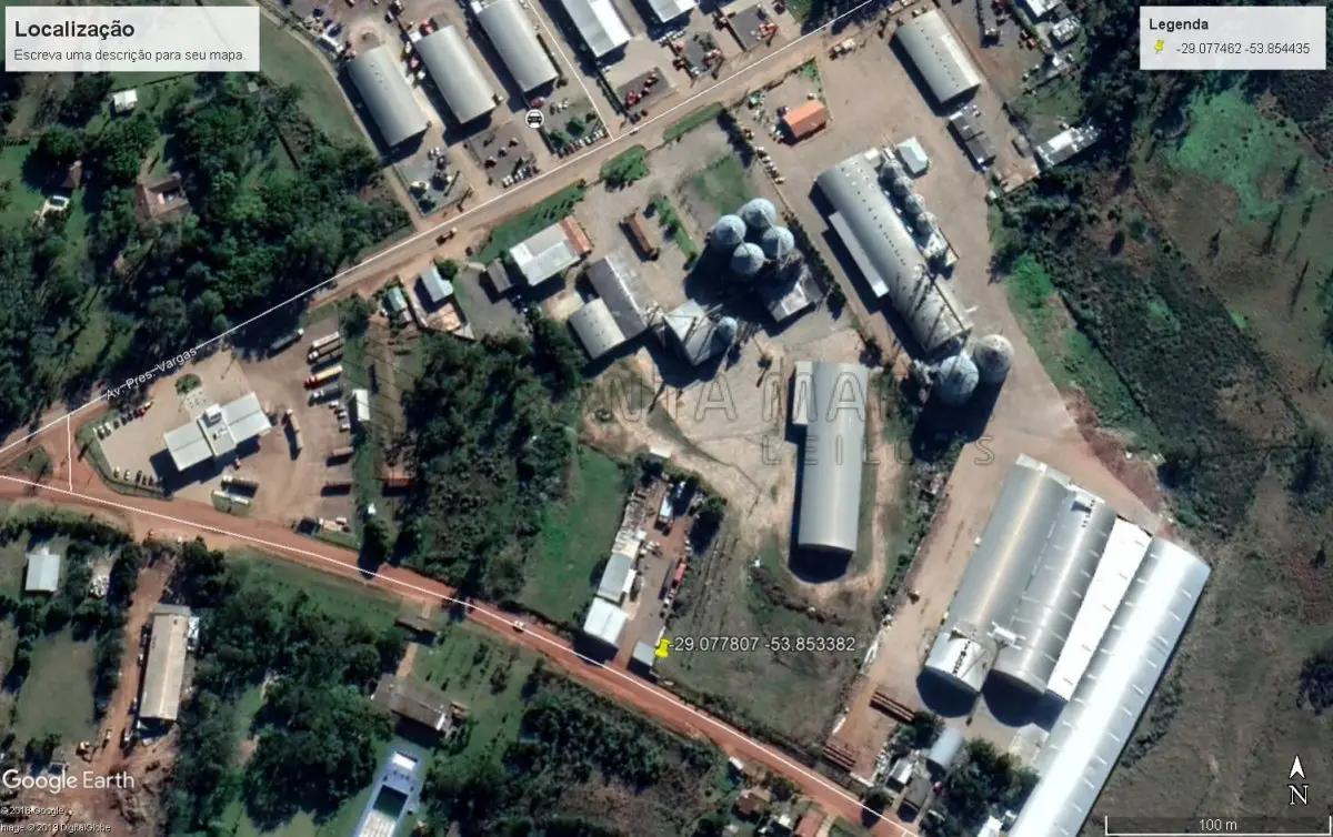 O lote n° 02, com área de 3.901,38m², sem benfeitorias, de forma trapezoidal, localizado n em Tupanciretã/RS
