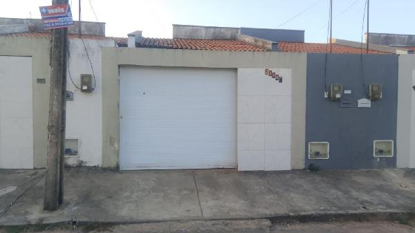 Casa, 81.47 de área total, 81.47 de área privativa, 161.70 de área do terreno,  2 qto(s), em Horizonte/CE