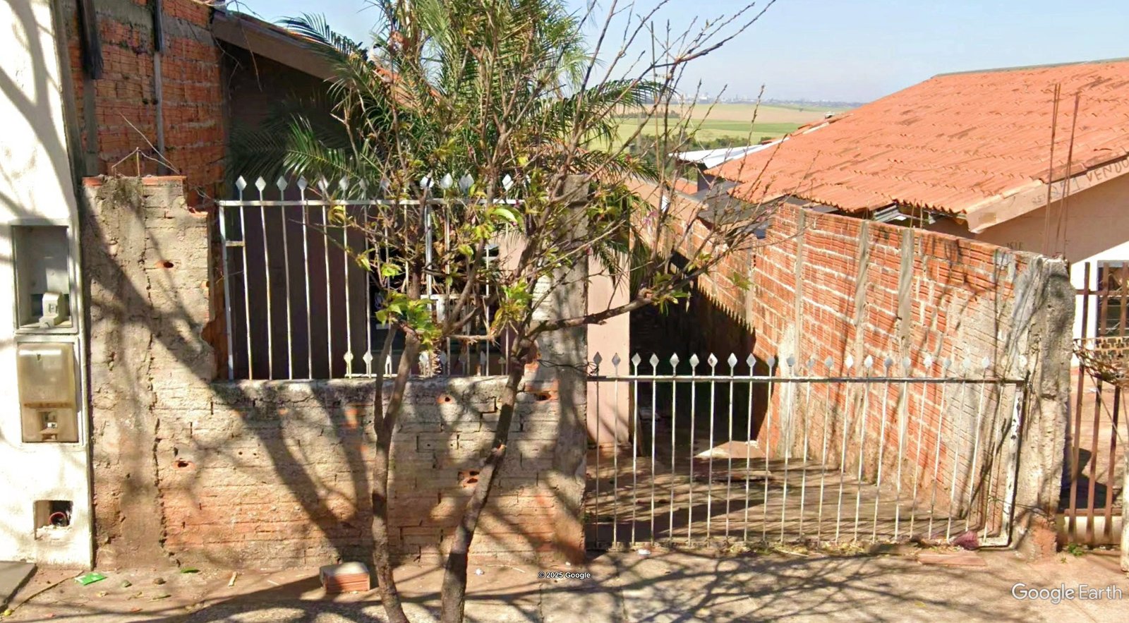 LOTE 1.1 - Direitos - Imóvel c/ 125m² no Res. Araucária I em Arapongas/PR em Arapongas/PR