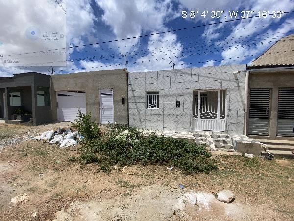 Casa, 81.96 de área total, 81.96 de área privativa, 108.00 de área do terreno,  3 qto(s), em Sertânia/PE