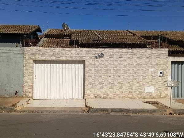 Casa, 68.55 de área total, 68.55 de área privativa, 150.00 de área do terreno,  3 qto(s), em Montes Claros/MG