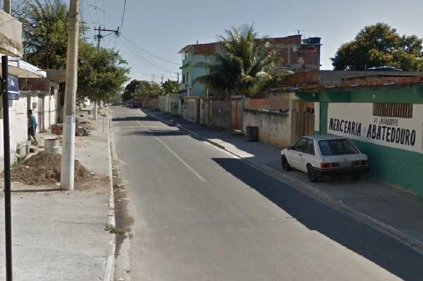 Casa, 0.00 de área total, 50.00 de área privativa, 0.00 de área do terreno,  2 qto(s), WC. em São Gonçalo/RJ
