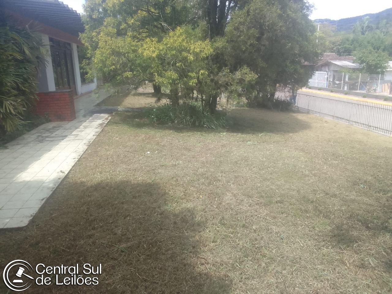 Imóvel com área de 1.104,00m², com edificação de aprox. 340,37m², bairro Bela Aliança, em em Rio do Sul/SC - foto 4