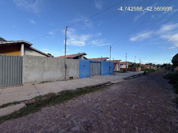 Casa, 49.93 de área total, 49.93 de área privativa, 180.88 de área do terreno,  2 qto(s), em José de Freitas/PI