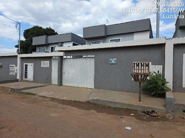 Apartamento, 75.79 de área total, 61.08 de área privativa, 0.00 de área do terreno,  2 qto em Luziânia/GO