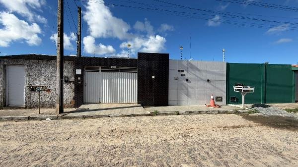 Casa, 52.06 de área total, 45.30 de área privativa, 135.00 de área do terreno,  3 qto(s), em Marechal Deodoro/AL