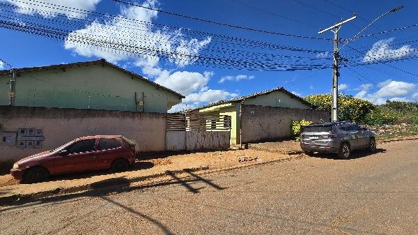 Casa, 64.44 de área total, 64.44 de área privativa, 108.68 de área do terreno,  2 qto(s), em Planaltina/GO