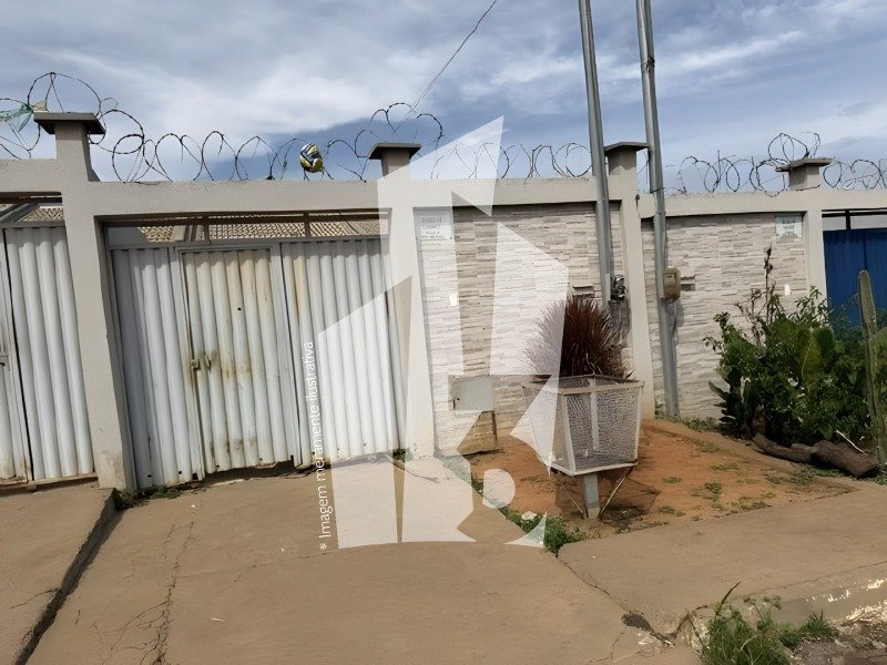 LUZIÂNIA/GO - CASA em Luziânia/GO - foto 1
