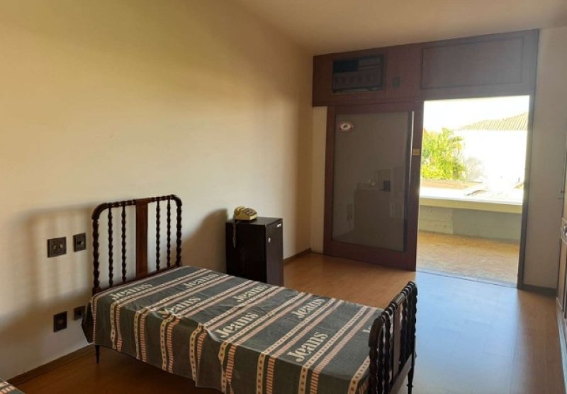 CASA RESIDENCIAL - Alto Padrão localizada no Centro da .. em Catanduva/SP - foto 32