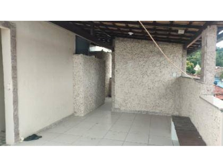 Casa à venda em leilão - Rua Major Magalhães, 156 - Fundo - Centro - Magé / RJ em Magé/RJ - foto 7