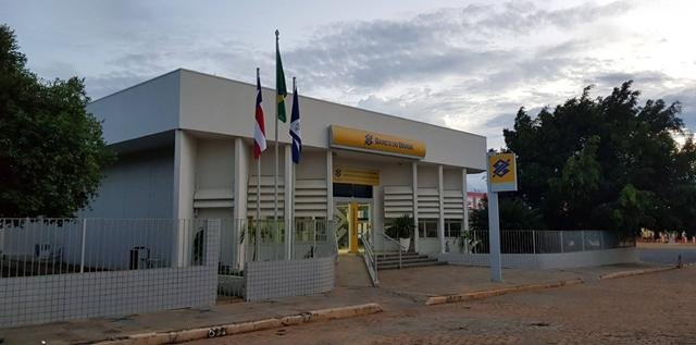 LEILÃO DE IMÓVEIS COM LOCAÇÃO SIMULTÂNEA em Presidente Dutra/BA - foto 2