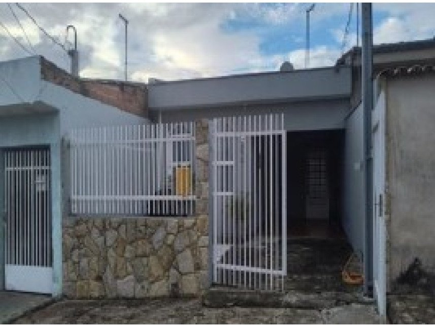 Casa à venda em leilão - Rua dos Mandis, 600 - Salto de São José - Salto / SP em Salto/SP