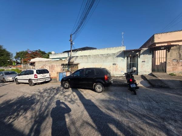 Casa, 55.83 de área total, 55.83 de área privativa, 42.00 de área do terreno,  2 qto(s), a em São Gonçalo/RJ