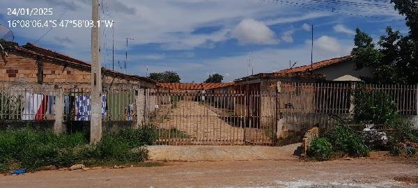 Casa, 105.46 de área total, 55.91 de área privativa, 127.05 de área do terreno,  2 qto(s), em Luziânia/GO