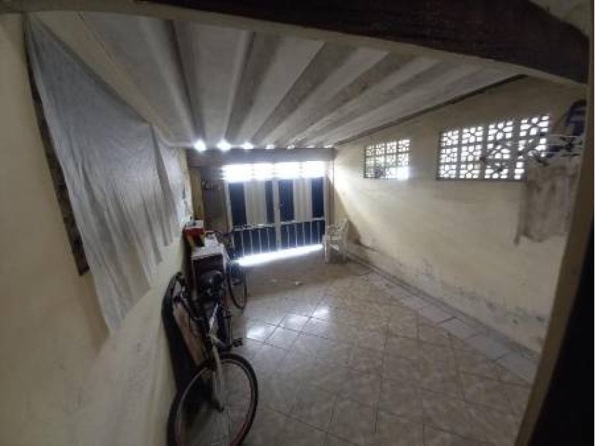 Casa à venda em leilão - Rua Nicolau Patrício Moreira, 121 - Esplanada dos Barreiros - São em São Vicente/SP - foto 3