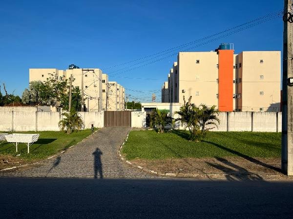 Apartamento, 46.53 de área total, 42.10 de área privativa, 0.00 de área do terreno,  2 qto em Campos dos Goytacazes/RJ